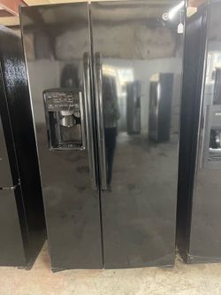 36” GE Refrigerator-Used