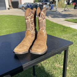 Ariat Army boots