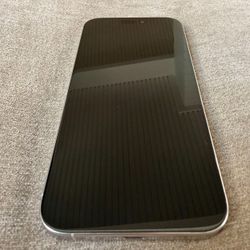 White IPhone 16 Pro Max 256g