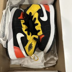 5c Retro Jordan 1 Mid For Baby/toddler Red/Yellow/Black