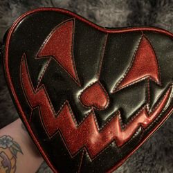 Love Pain And Stitches Heart Pumpkin Bag