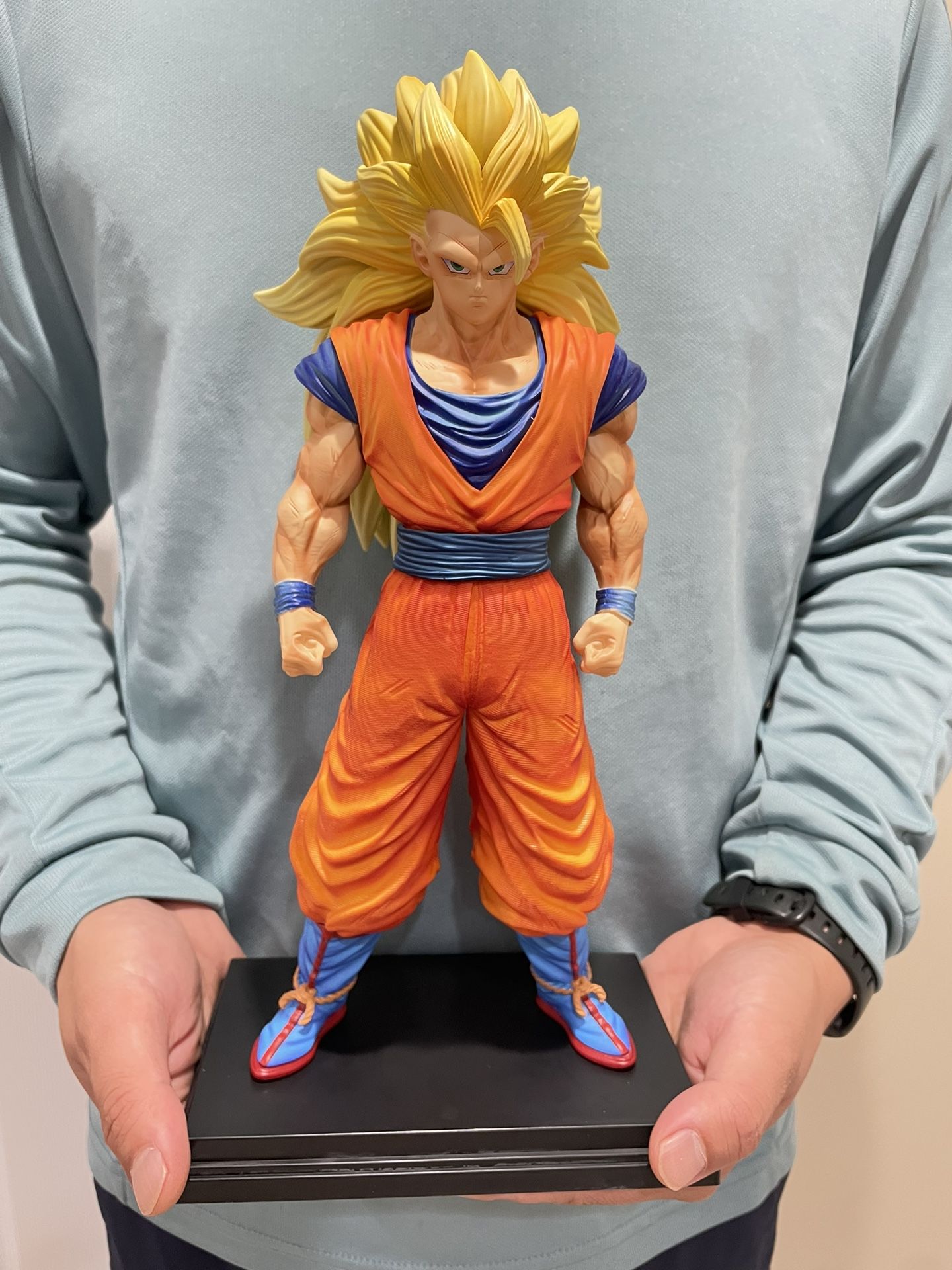 Large Dragon Ball Goku Super Saiyan 3 Figure Statue