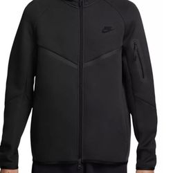 Black Nike Tech Tracksuit Size M-L