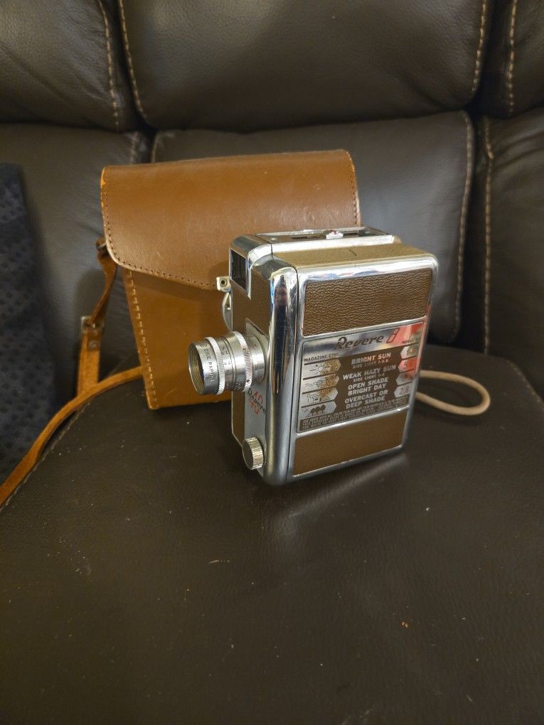 The Revere 8 Model 40 8mm movie camera is a vintage item