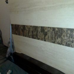 Dining Room Table (Ashley Furniture)