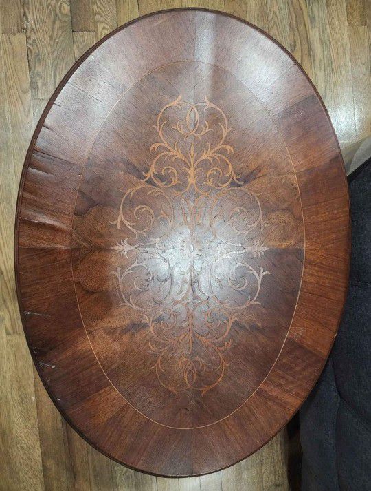 Beautiful ANTIQUE TABLE