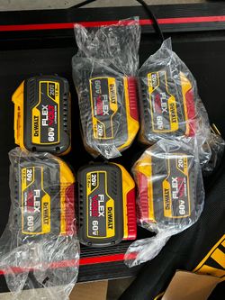 12 ah Flexvolt battery dewalt 150$ each new