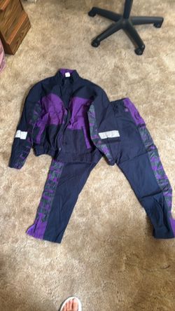 Used UNDEFEATED tracksuit