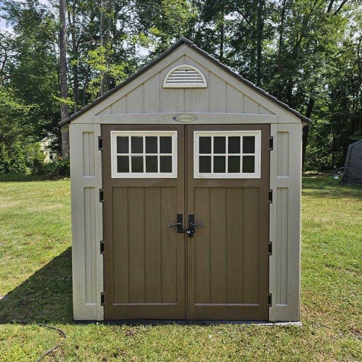 Suncast 8x10' Storage Shed Please Read the Description *Pick-up In Great Bridge*