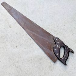 Vintage generic 26" crosscut hand saw with dove tail handle wood cutting tool