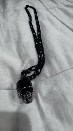 Swarovski skull/black stainless steel necklace