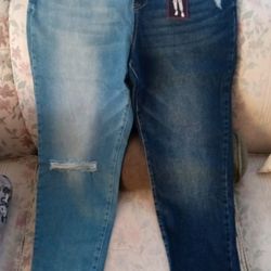 New Two Tone Ladies Blue Jeans Size 17