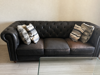 Contemporary Chesterfield-Style dark faux-leather upholstery Sofa