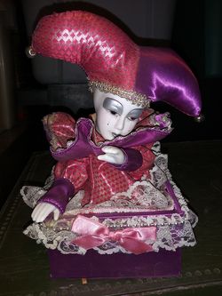 Collectible clown music box