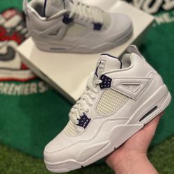 Jordan 4 Retro Purple metallic 