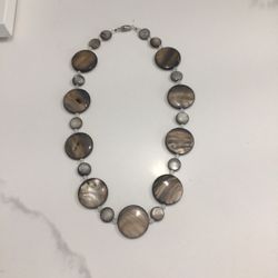 18” Circular Shell And Bead Choker Necklace, Screw Clasp