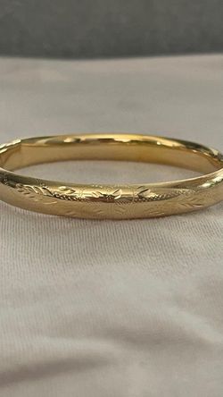 14 k yellow gold bracelet