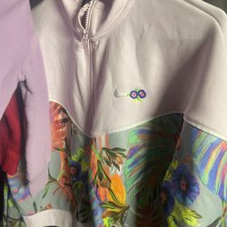 Yard Sale $1    $2.  $3