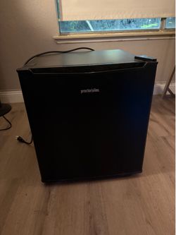 Mini fridge