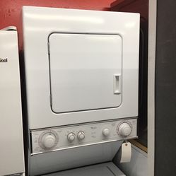Whirlpool 24” Stackable Washer And Dryer. 1 year Warranty 