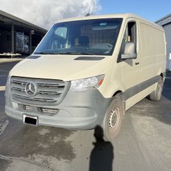 2023 Mercedes-Benz Sprinter 2500