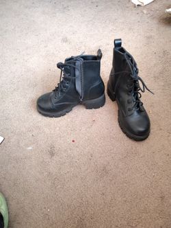 Girls Boots