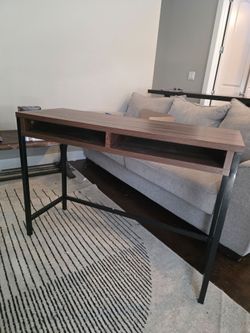 Small table (43x15)