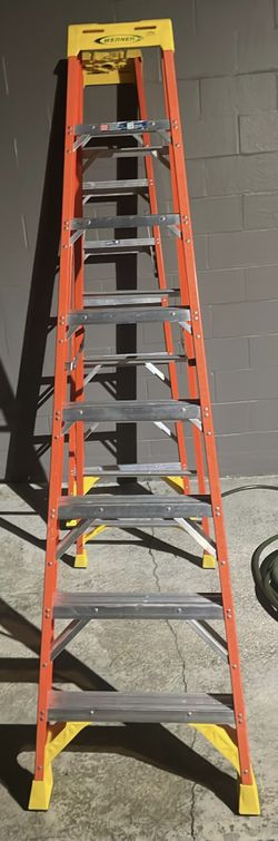 8ft Werner ladder like new