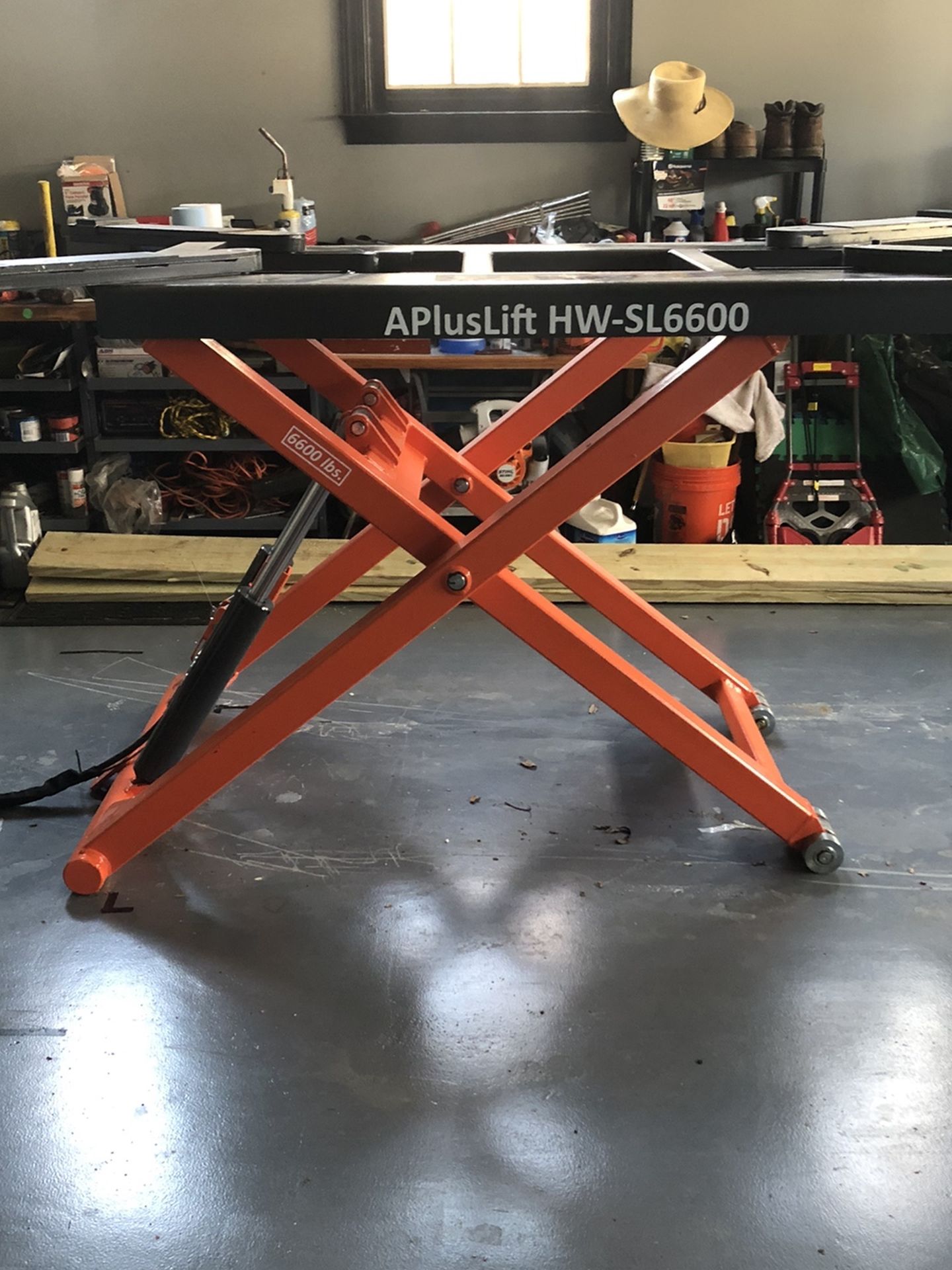 Aplus 6600 Scissor Hydraulic lift