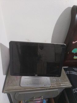 HP Flat Screen Computer Monitor