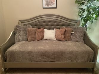 Princess Style Daybed