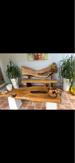Banco de madera sólida