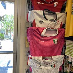 Variedad De Playeras Marca ARZA