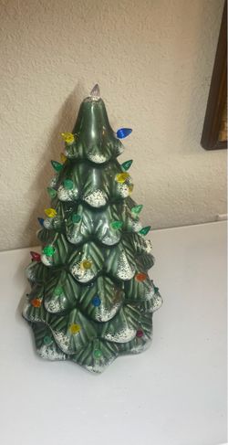 MidCentury Ceramic Light-Up Christmas Tree
