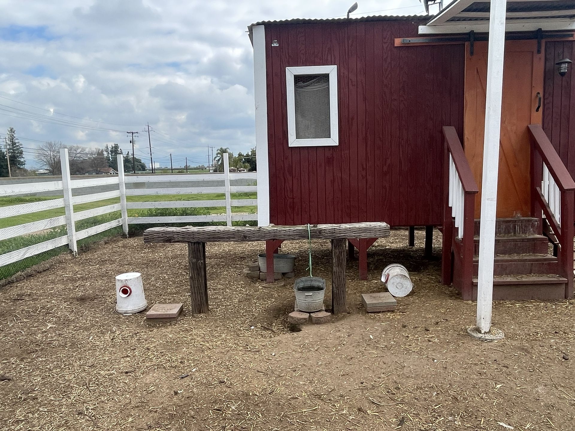XXXXL CHICKEN COOP for Sale. Not The Chickens. for Sale in Fresno, CA