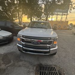 2022 Ford F250 White