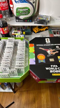 New 2026 Panini Stadium Box (hardcover included)