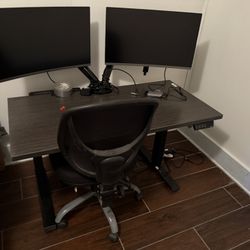 Dial Monitor Power Desk And Chair