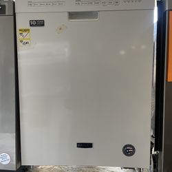 WHITE MAYTAG DISHWASHER 