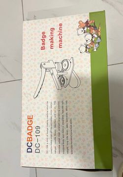 DCBadge DC-109 Badge Making Machine