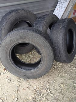 265/70/17 nitto graplers