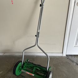 Scotts 14” Manual Push Lawn Mower