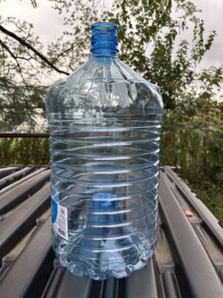 4 gallon water bottles