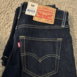 levis