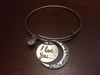NEW Bangle Bracelet I LOVE YOU TO THE MOON AND BACK