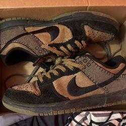 Nike Dunks 