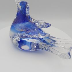 Lovely Vintage Crystal Bird Paperweight 