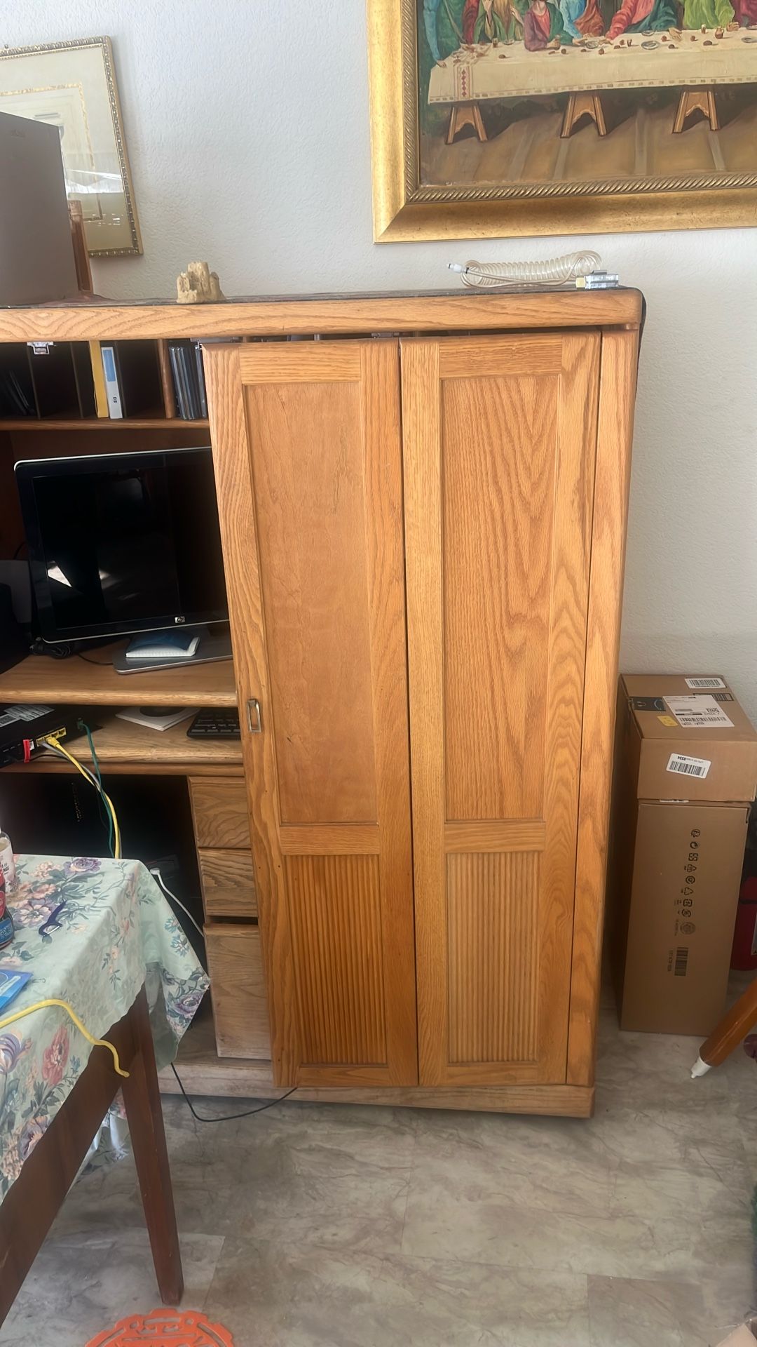 Solid Wood Computer Cabinet Wit Doors_