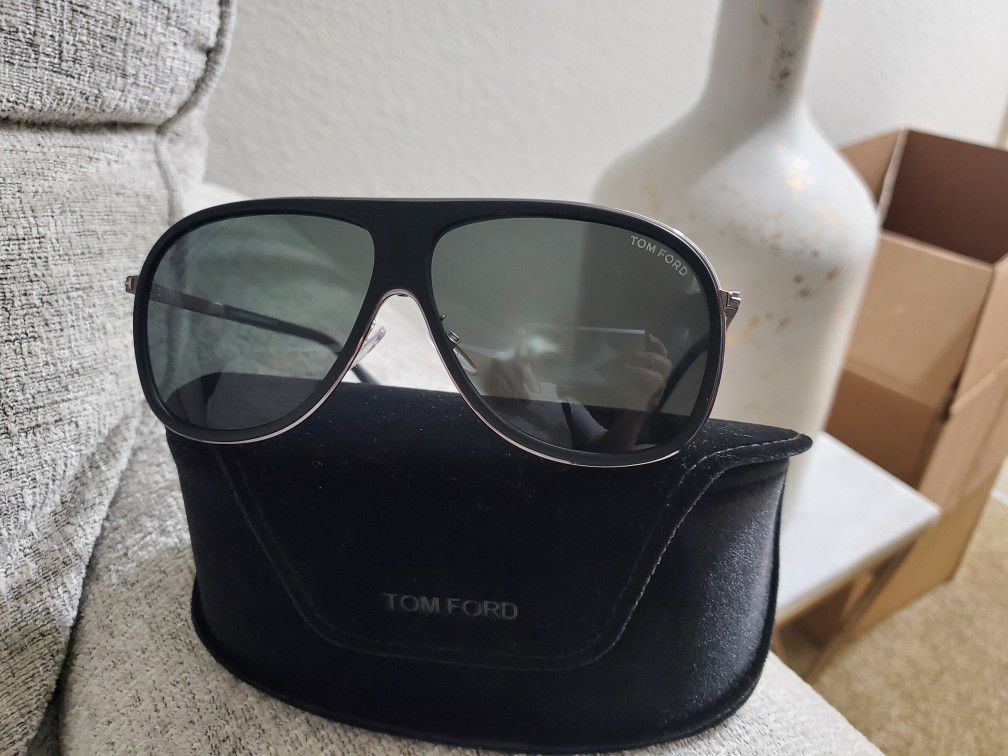 Sunglasses- TOM FORD