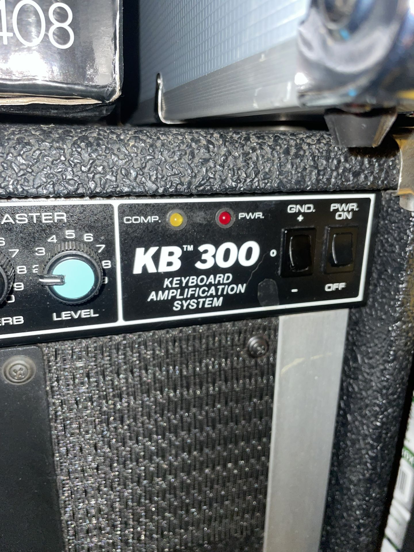 KB 300 Amplifier